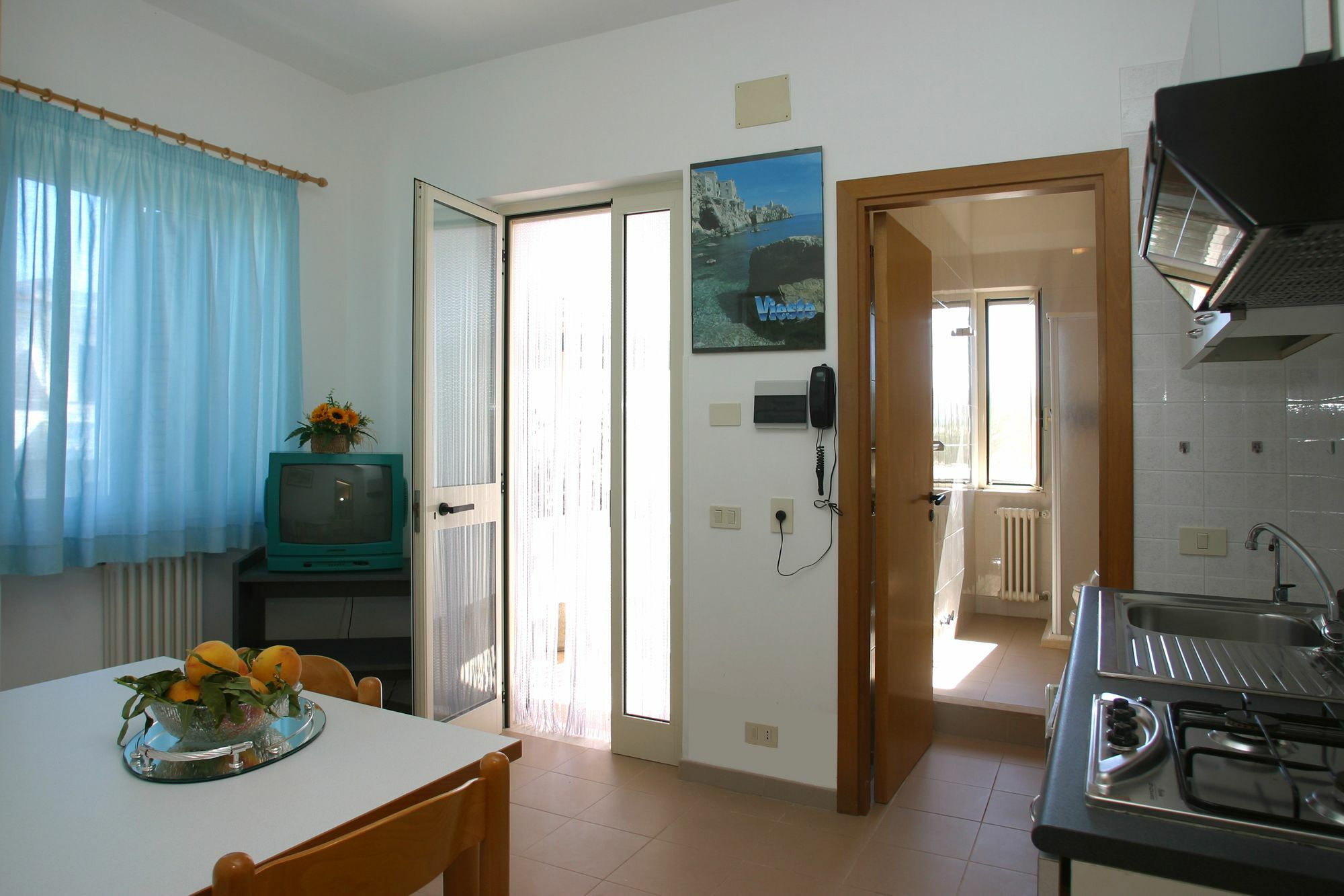 Oasiclub Hotel - Appartamenti Весте Екстериор снимка